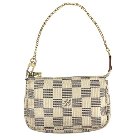 pochette louis vuitton vestiaire collective epi dnim|louis vuitton handbags clearance.